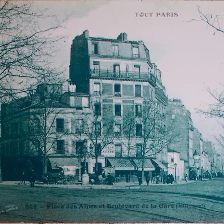 Hotel De La Place Des Alpes