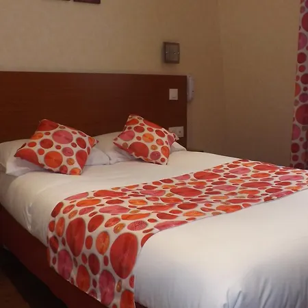 De La Place Des Alpes 2*