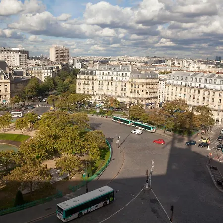 De La Place Des Alpes Hotel 2*