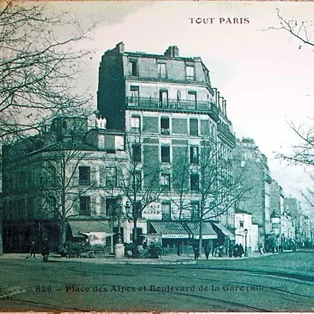 Hotel De La Place Des Alpes