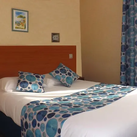 Hotel De La Place Des Alpes