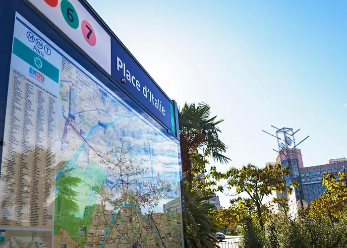 De La Place Des Alpes 2*