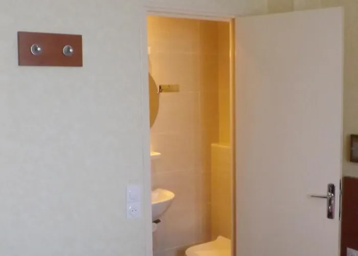 De La Place Des Alpes 2* Paris