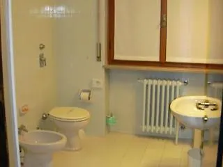 De La Place Des Alpes Hotel Paris